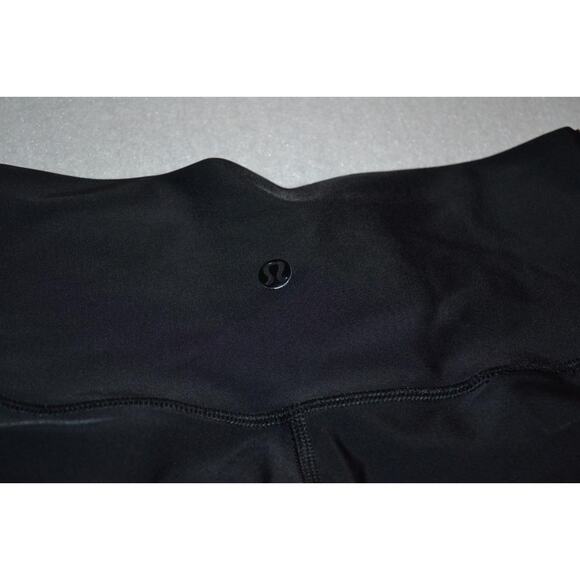 25418 Lululemon Gym Pants Leggings Capris Workout Black Polyester Size 4 Womens - Picture 5 of 7